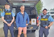 “Stuff the Cruiser” Raises 163 kg of Food for Tobermory Food Bank