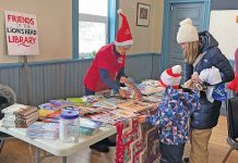 Another Successful Book Give-away by Friends of the Lion’s Head Library