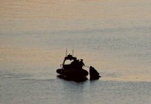 Coast Guard Rescue Team Arrives6 Minutes After MAYDAY Call on *16