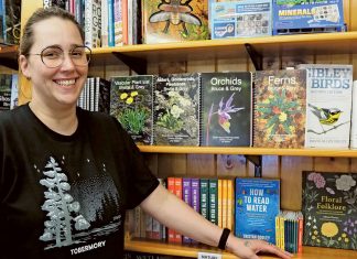 John’s Column: Natural History Apps and Books Make It Easy to Learn